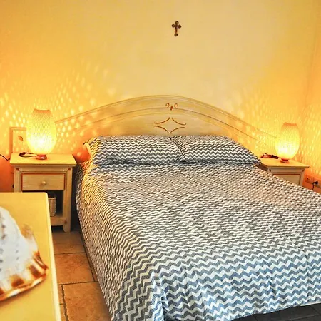 Fiumetto 마리아나디피에트라산타